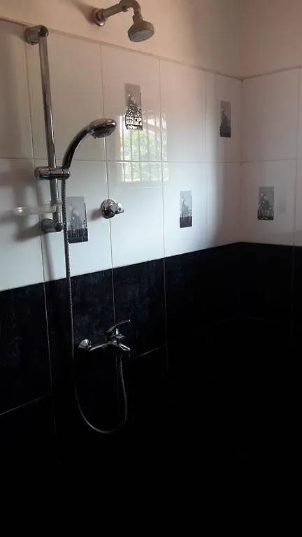 Lassana Villa Negombo 2*,  Srí Lanka